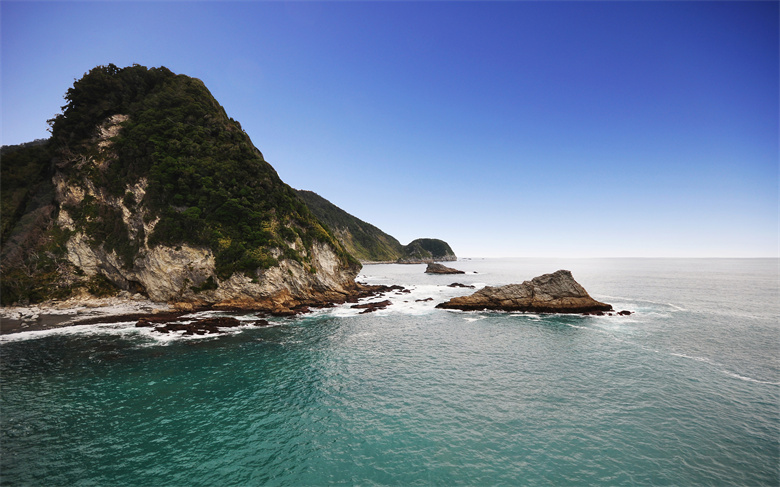 海岛海峡湖水等10张4K风景超高清壁纸图片 免费下载