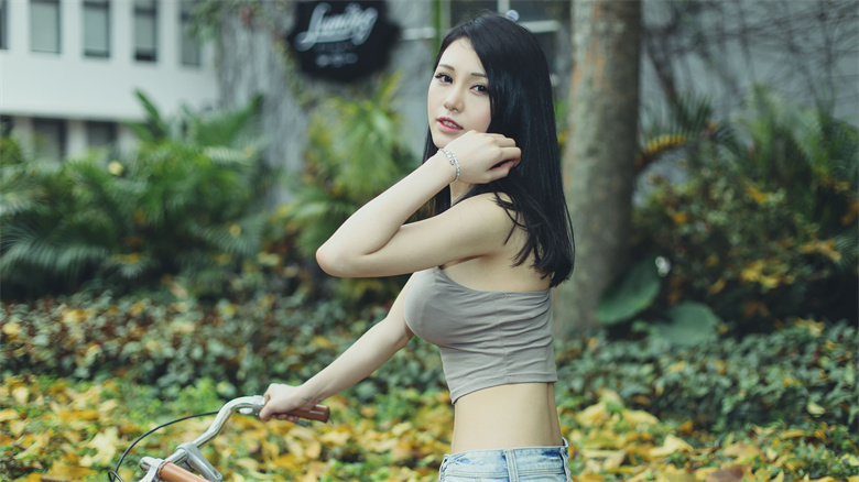 日系小清新美女等10张4K超高清壁纸图片 免费下载